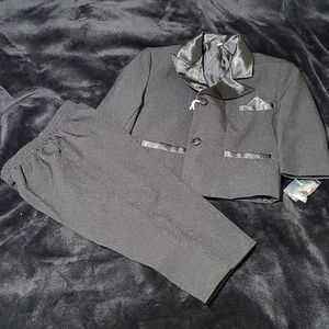 189. Toddler tux/suit